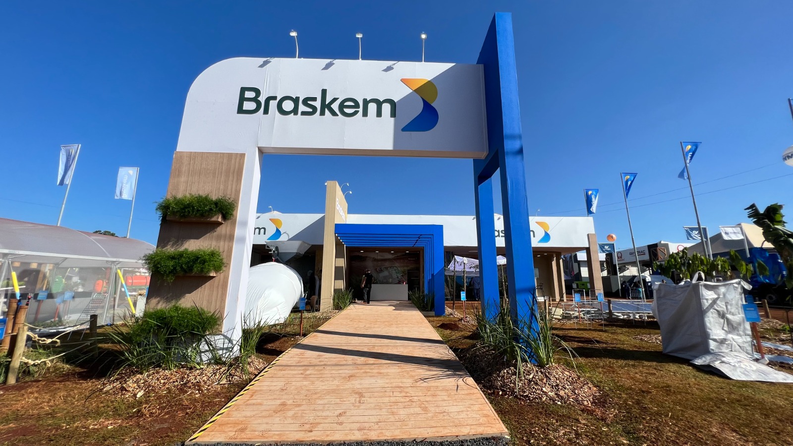 No momento você está vendo Braskem destaca soluções do plástico e iniciativas sustentáveis na Agrishow 2023