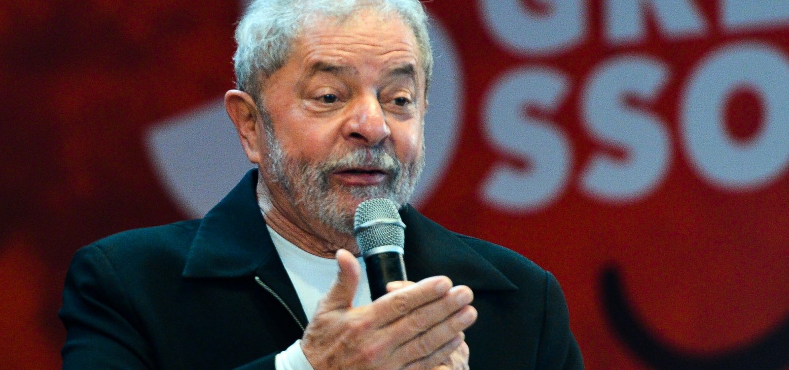 No momento você está vendo Lula diz que juros do empréstimo consignado causam indignação