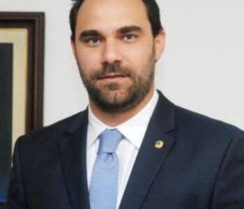 Adolfo Viana é cotado para comandar PSDB nacional