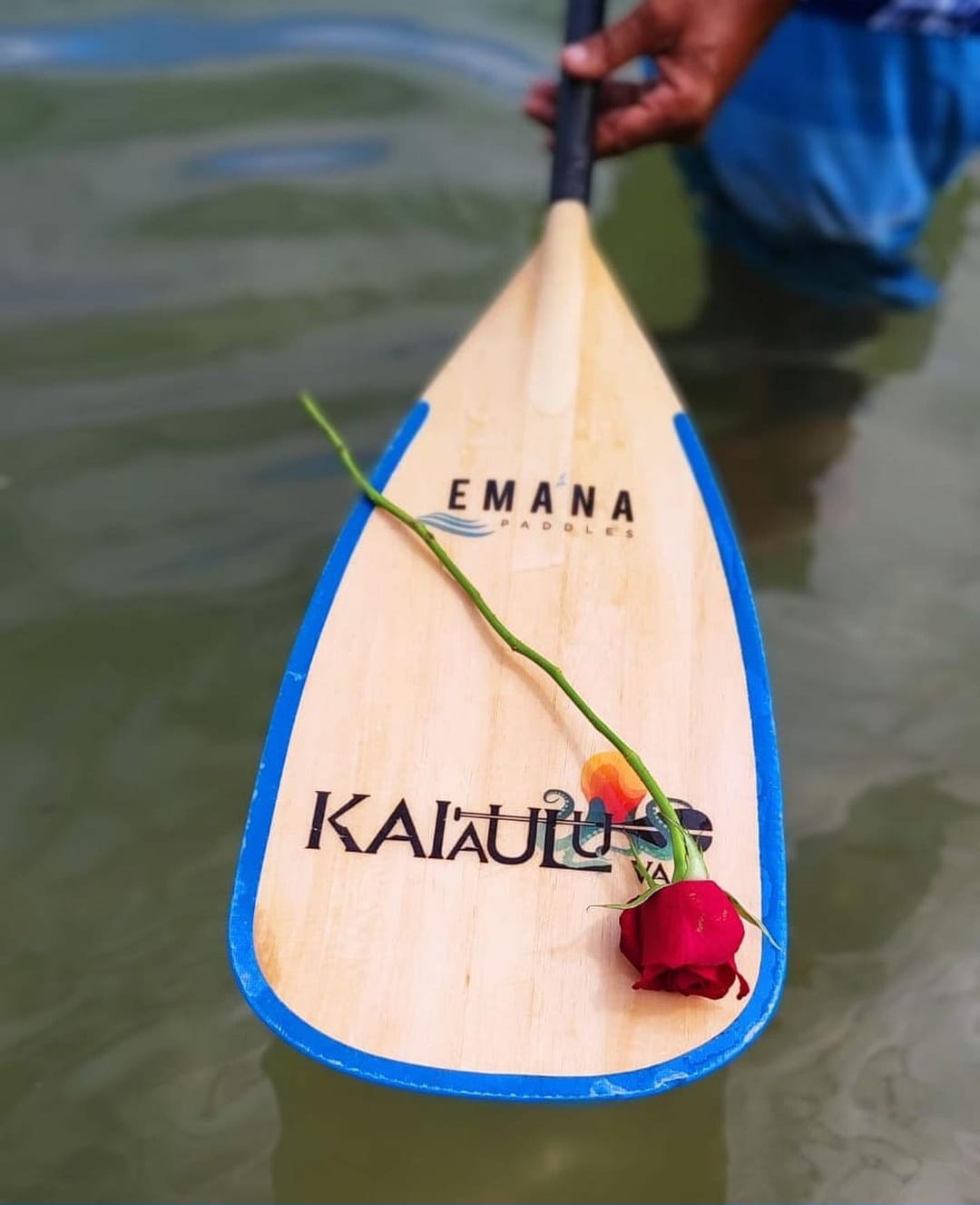 No momento você está vendo Clube de canoagem Kaiaulu Va’a promove remada em homenagem a Iemanjá
