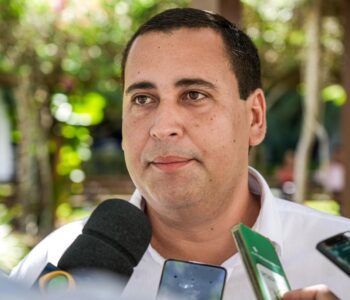 Éden rebate ACM Neto: “Não aceita o resultado das urnas e, frustrado, parece torcer contra a Bahia”