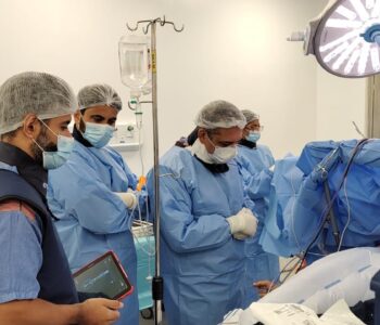 Cárdio Pulmonar realiza cirurgia de implante cerebral que melhora sintomas em paciente de Parkinson