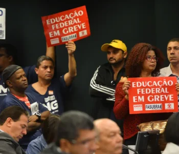Servidores federais de educação iniciam greve na quarta-feira