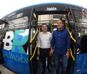 Prefeitura entrega trecho 2 do BRT com 8 novas estações e inicia operação de nova linha entre Lapa e Pituba
