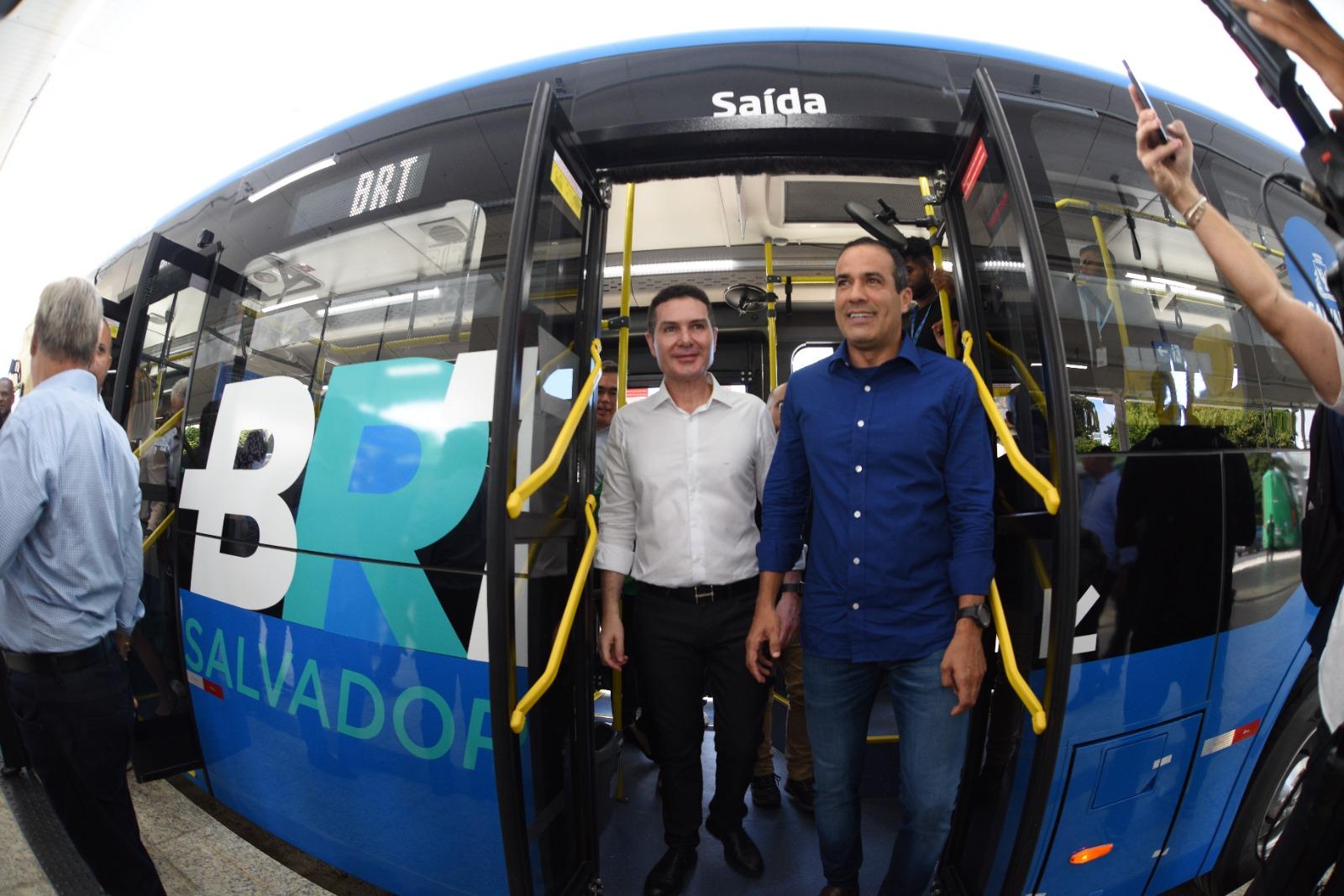 No momento você está vendo Prefeitura entrega trecho 2 do BRT com 8 novas estações e inicia operação de nova linha entre Lapa e Pituba
