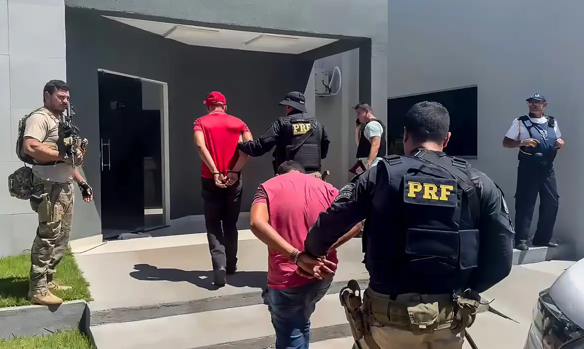 No momento você está vendo Fugitivos de penitenciária federal em Mossoró são recapturados no Pará