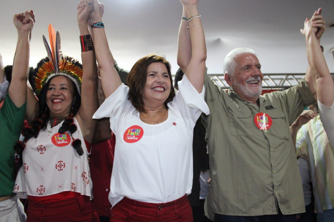 No momento você está vendo Ao lado de Wagner e lideranças, Adélia Pinheiro lança pré-candidatura à prefeitura de Ilhéus