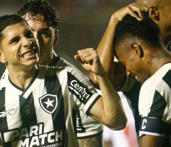 Botafogo derrota o Leão na Toca e assume a liderança