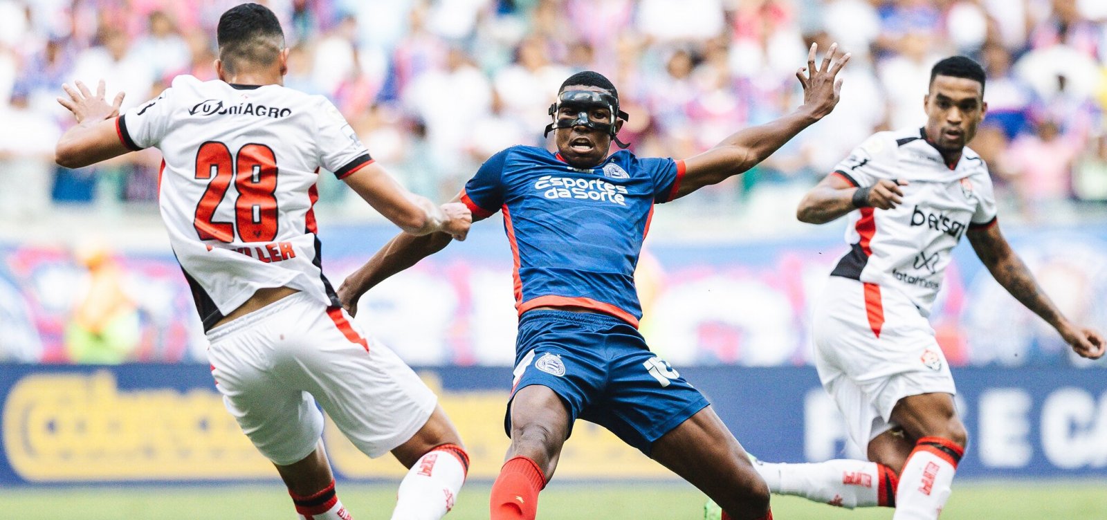 No momento você está vendo Bahia vence o Ba x Vi na Fonte em noite dos pais tricolores