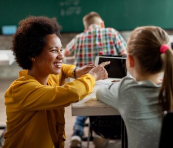 Educação na era digital e o uso de novas tecnologias de formação: entenda esse fenômeno