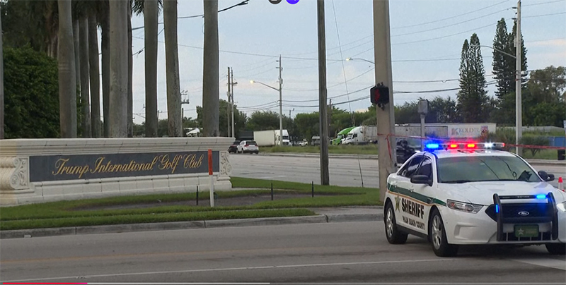 No momento você está vendo Trump esteve próximo a sofrer novo atentado. Polícia prende suspeito