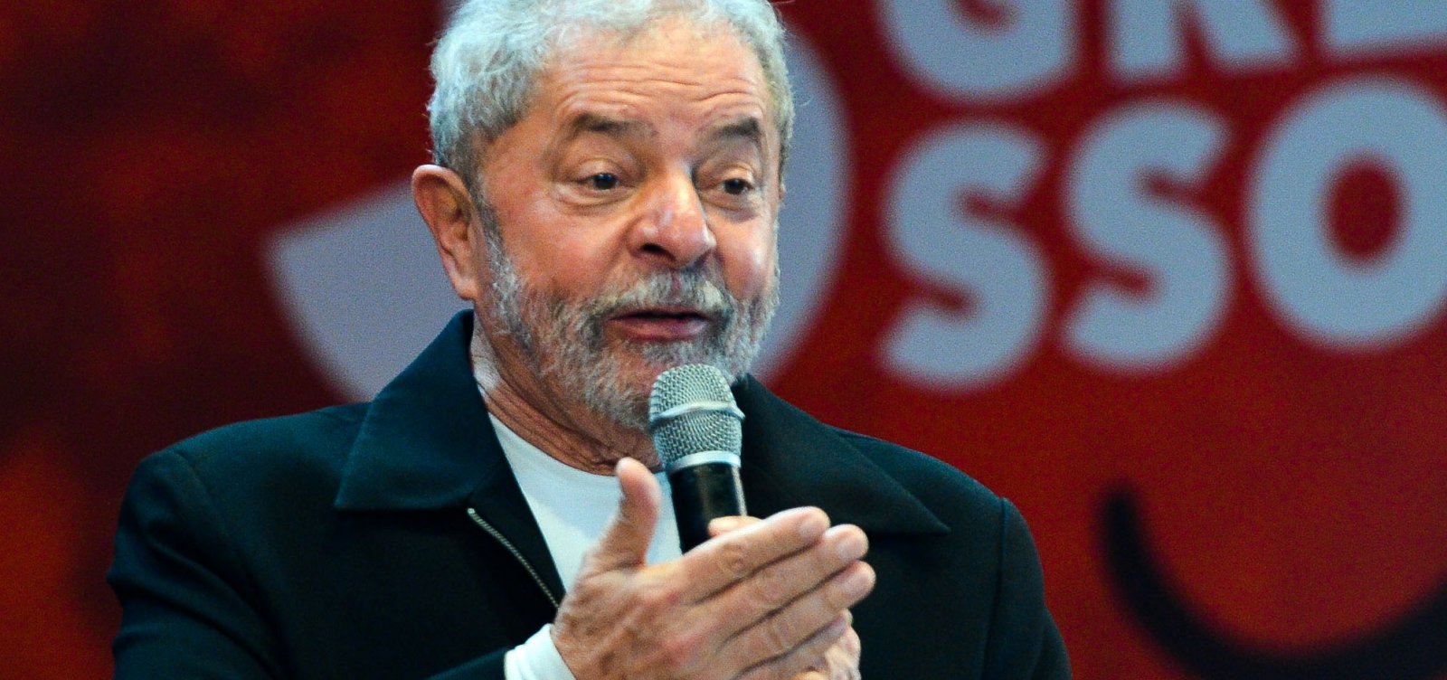 No momento você está vendo Cai Lula