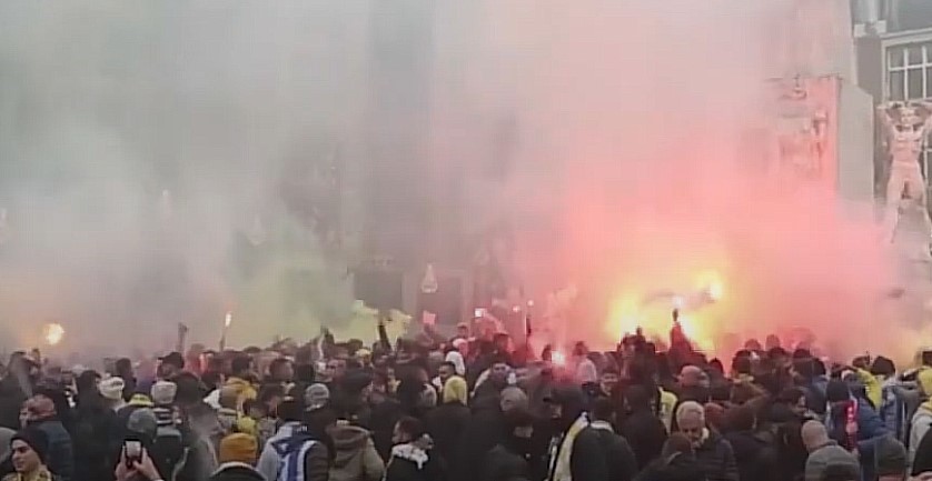 No momento você está vendo Torcedores israelenses são agredidos após jogo de futebol na Holanda