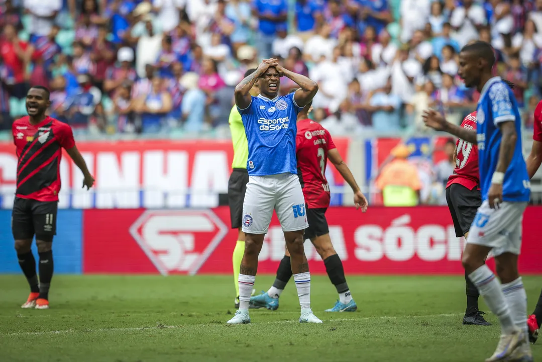 No momento você está vendo Bahia passa vexame mas acha empate contra Furacão na Fonte