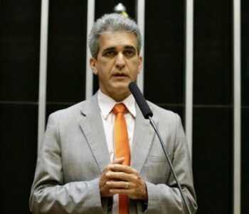 Deputado Robinson defende responsabilização dos envolvidos na tentativa de golpe em 2023
