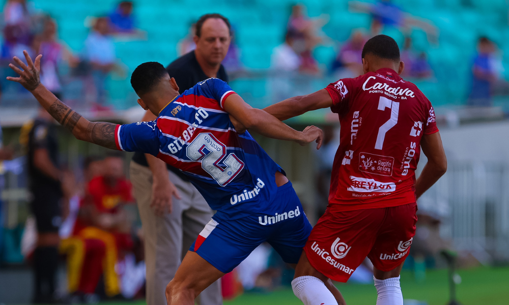 No momento você está vendo Bahia vence o Porto e sobe na classificação