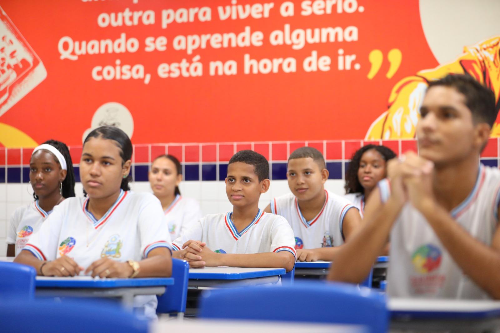 No momento você está vendo Bahia fica acima da média nacional na frequência escolar da população com idade de 4 a 17 anos