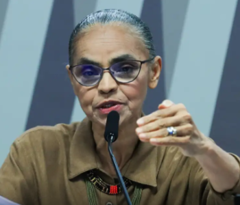 Lula e Marina Silva conversam sobre ataques em comissão do Senado