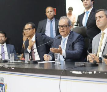 Presidente da Câmara defende ‘bom senso’ entre professores e Prefeitura para acabar greve