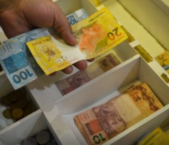 Portabilidade de consignado para CLT entre bancos começa a valer