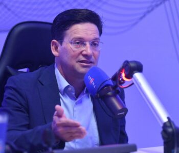 Roma critica governos do PT pela situação precária da BR-101 na Bahia