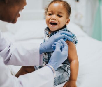 Aumento de casos de meningite na Bahia acende alerta para importância da vacinação