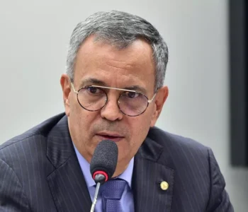 Bahia: STF afasta 2 prefeitos suspeitos de desviar emendas; deputado Félix Mendonça é alvo de operação