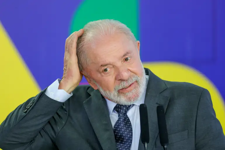 No momento você está vendo PoderData: Governo Lula é desaprovado por 56%