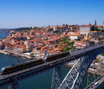 Mais de 5 mil brasileiros poderão ser expulsos de Portugal, diz ministro
