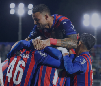 Bahia quebra tabu em São Paulo e Vitória empata no Barradão alagado
