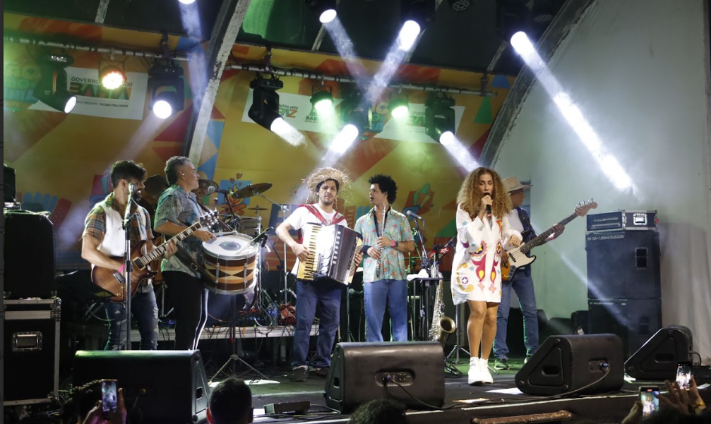 No momento você está vendo São João da Bahia: Público comparece em peso na Praça Tereza Batista, no Pelourinho