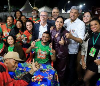 Governador Jerônimo prestigia São Pedro de Ipiaú e reforça apoio à cultura baiana