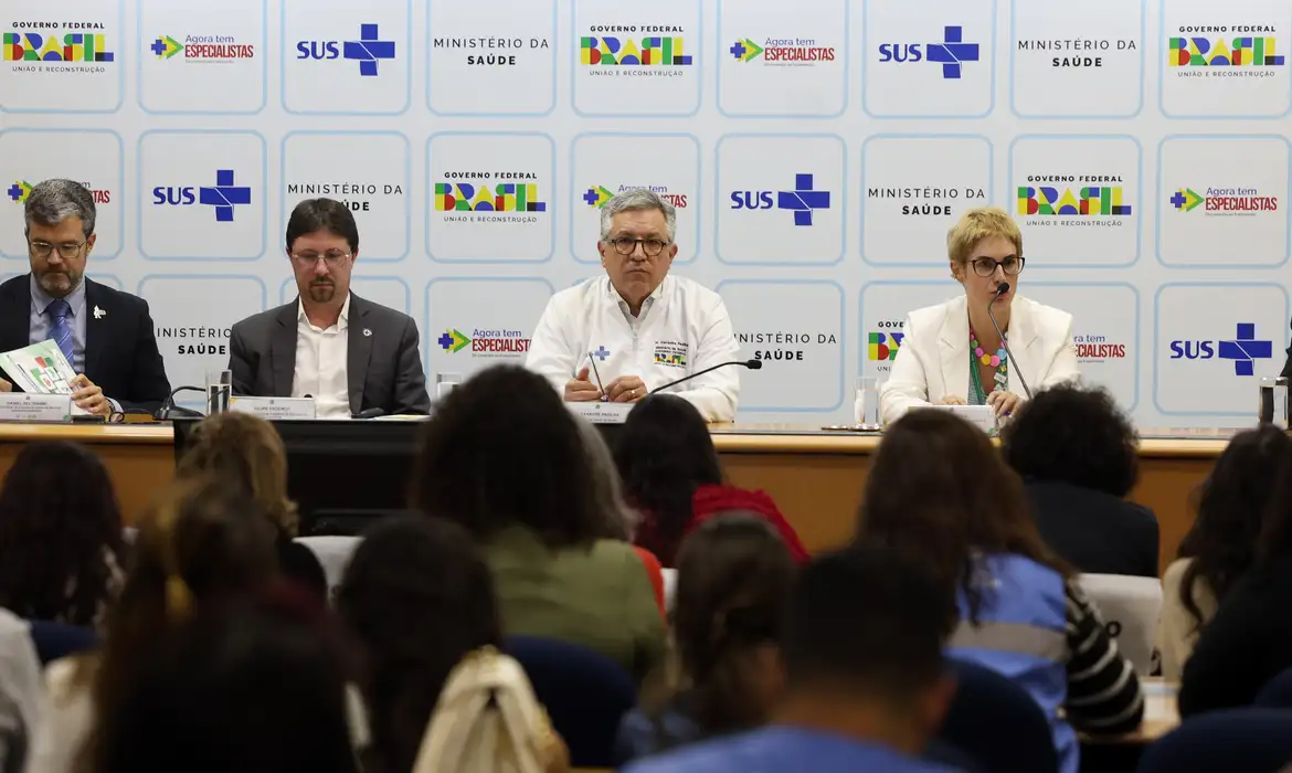 No momento você está vendo Agora Tem Especialistas lança edital nesta sexta com 1.778 vagas