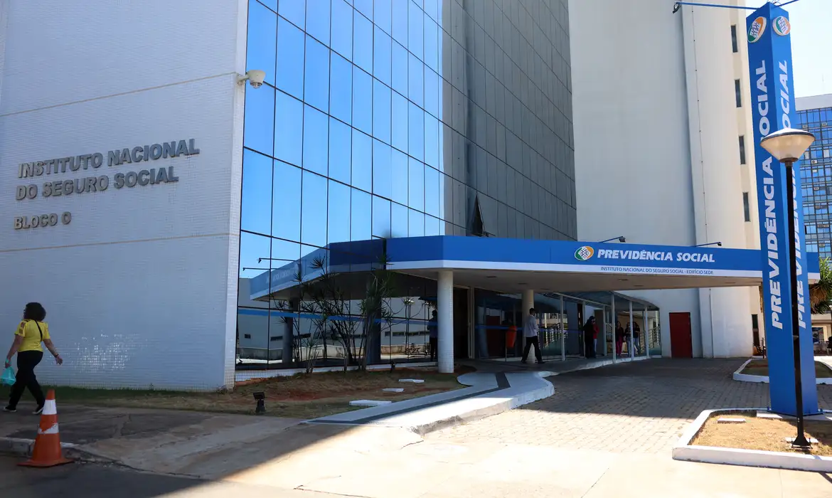 No momento você está vendo Aposentados têm até dia 21 para aderir ao plano de devolução