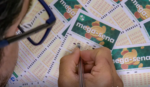 No momento você está vendo Mega-Sena sorteia nesta quinta-feira prêmio estimado em R$ 3,5 milhões