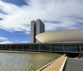 Trabalho do Congresso é desaprovado por 51%; aprovação é de 42%, diz Quaest