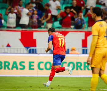 Bahia vence Retrô, mas sai vaiado
