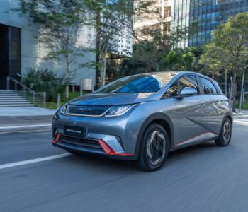 Divisor de águas do mercado brasileiro, BYD Dolphin completa dois anos cheio de novidades