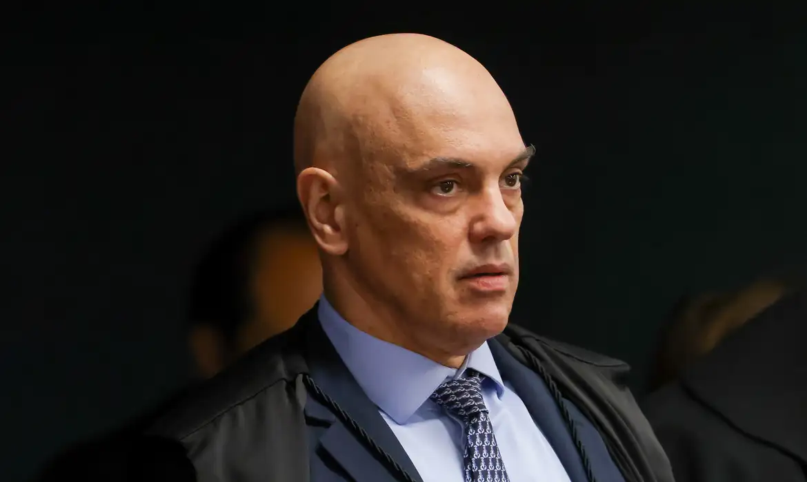 No momento você está vendo Moraes: bancos podem ser punidos se aplicarem sanções dos EUA