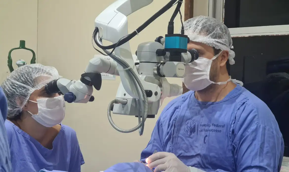 No momento você está vendo Tempo de espera por transplante de córnea no Brasil dobra em 10 anos