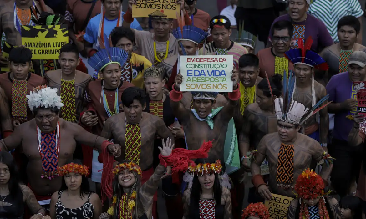 No momento você está vendo Organizações alertam para agenda anti-indígena no Congresso Nacional