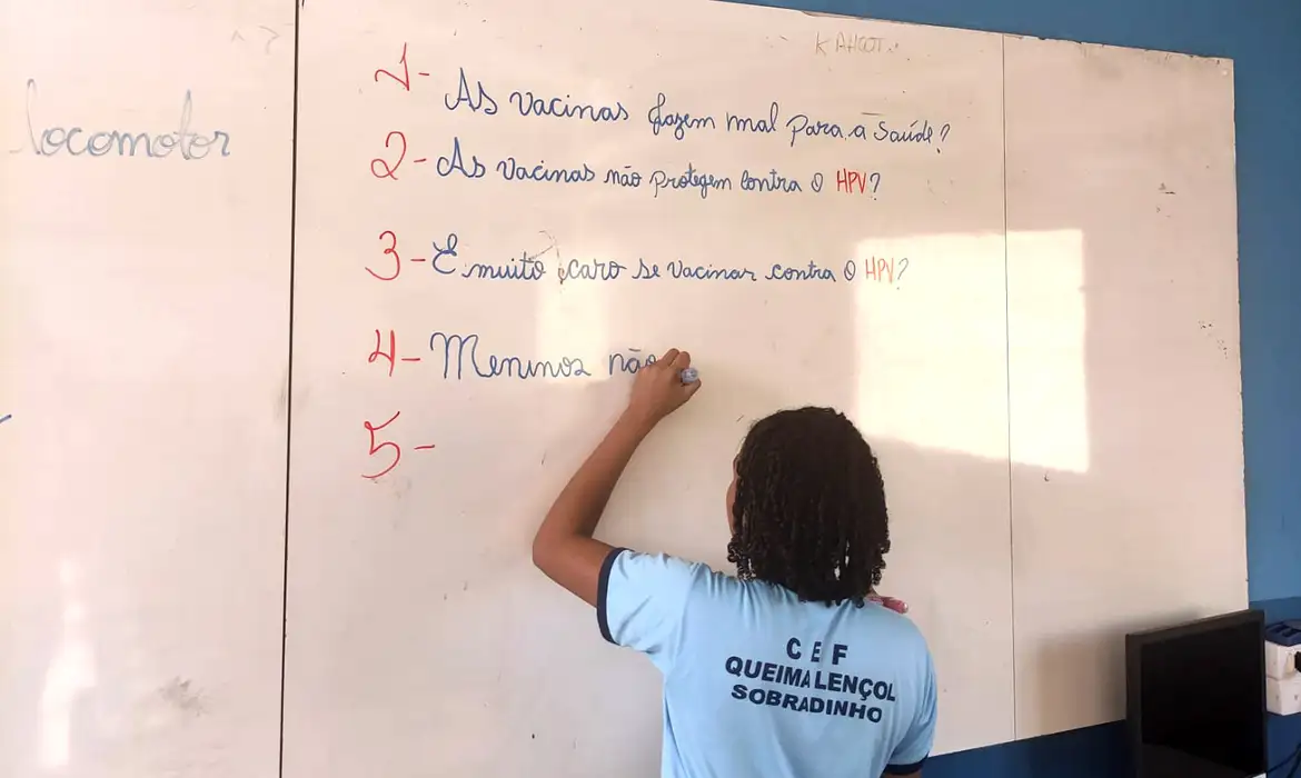 No momento você está vendo Vacina do HPV avança no público-alvo, mas precisa resgatar mais velhos