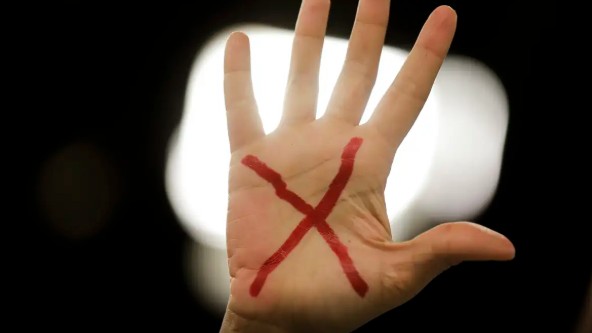 No momento você está vendo Violência digital contra mulheres atinge níveis alarmantes