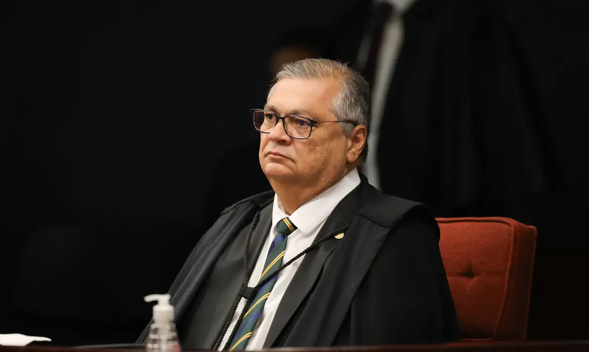 No momento você está vendo PF vê possível ligação de ameaças a Dino e milícias digitais