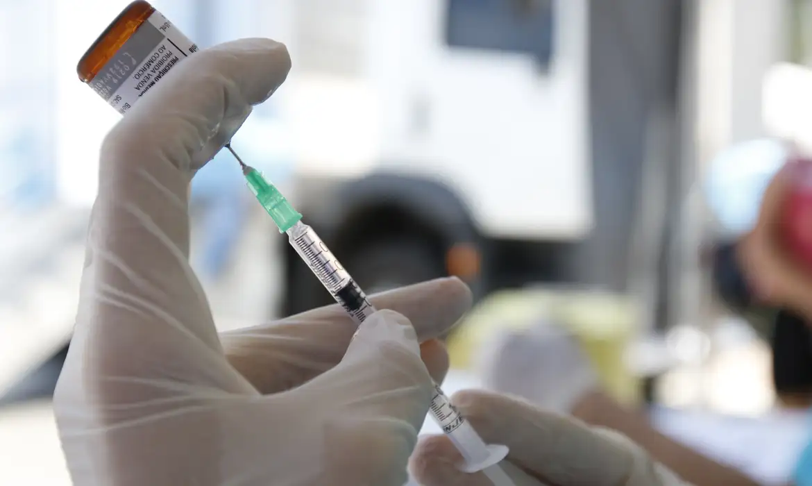 No momento você está vendo Casos de sarampo tiveram aumento de 34 vezes em 2025, alerta Opas