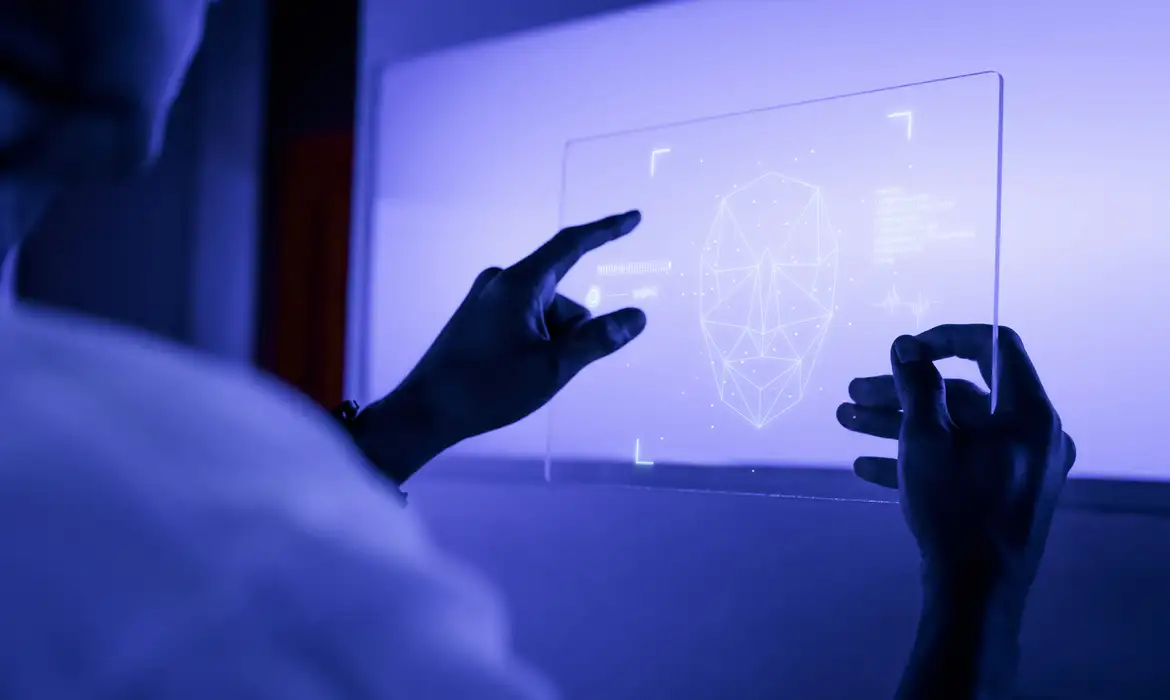 No momento você está vendo Inteligência artificial ameaça aprendizado da escrita, alerta autor
