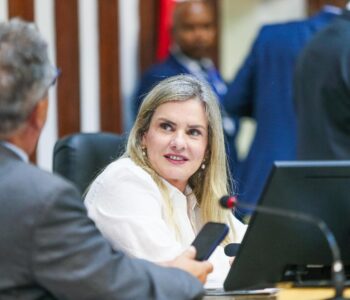 Ivana Bastos recebe Coletivo Negro e garante apoio a evento sobre Justiça Climática e Racismo Ambiental