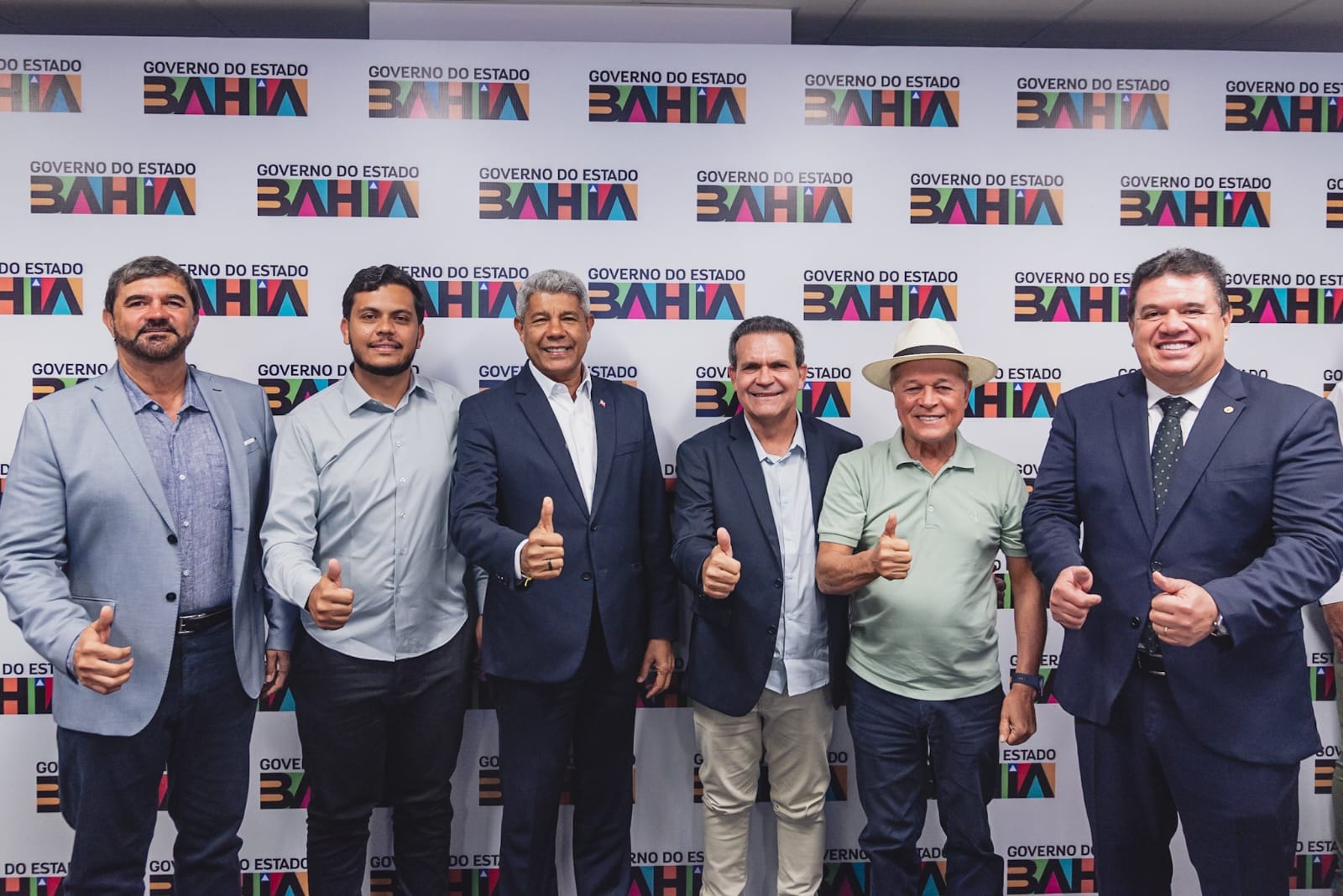 No momento você está vendo Prefeito e vereadores anunciam apoio a Jerônimo, rompem com deputados de oposição e União Brasil-PP perde força