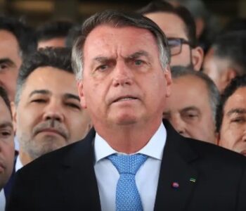 Trama golpista: STF inicia julgamento de Bolsonaro e mais sete aliados