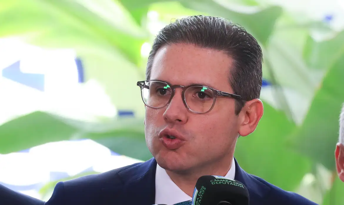 No momento você está vendo Motta pauta PEC que dificulta denúncias criminais contra parlamentares